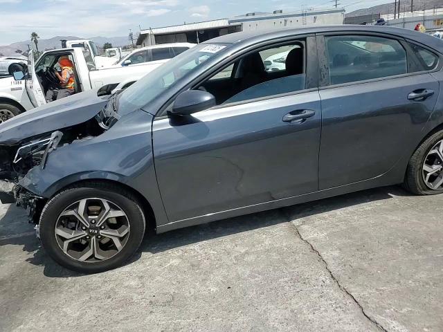 2019 Kia Forte Fe VIN: 3KPF24AD8KE075830 Lot: 70127625