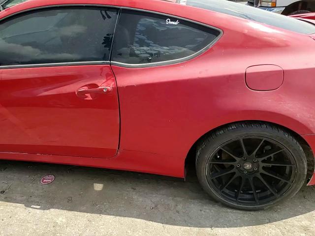 2010 Hyundai Genesis Coupe 3.8L VIN: KMHHU6KH7AU005098 Lot: 67429555