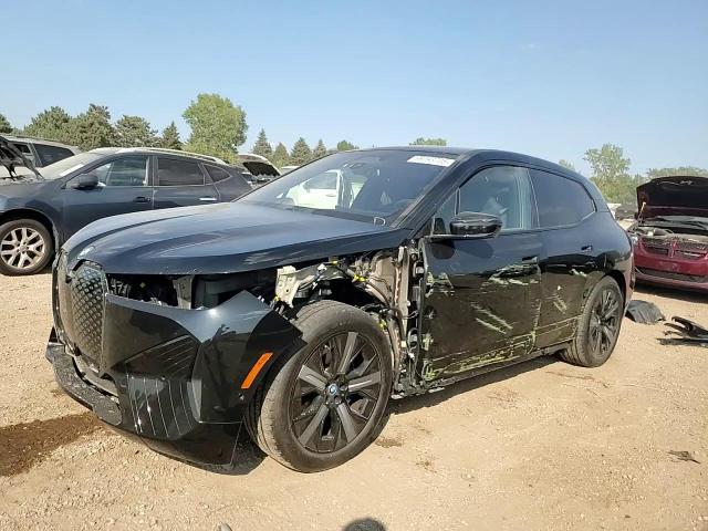 2023 BMW Ix xDrive50 VIN: WB523CF04PCM89404 Lot: 69193705