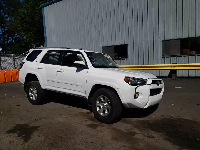 2014 Toyota 4Runner Sr5 VIN: JTEBU5JR6E5186298 Lot: 68960355