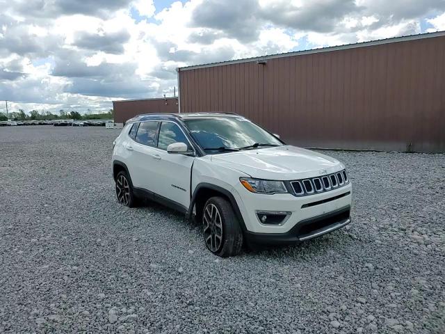 2018 Jeep Compass Limited VIN: 3C4NJDCB1JT246132 Lot: 70635135