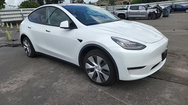 2021 Tesla Model Y VIN: 5YJYGDED2MF130273 Lot: 67707145