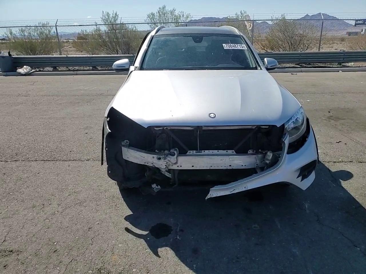 Фото: WDC0G4JB9GF015763