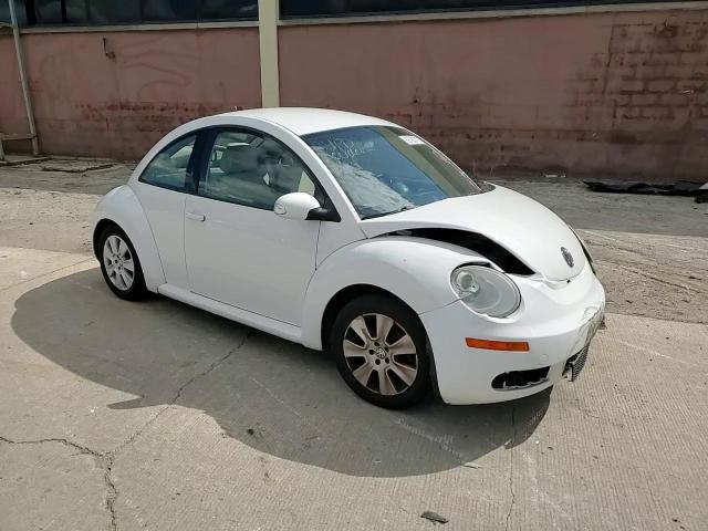 2009 Volkswagen New Beetle S VIN: 3VWPW31C19M517869 Lot: 69799315