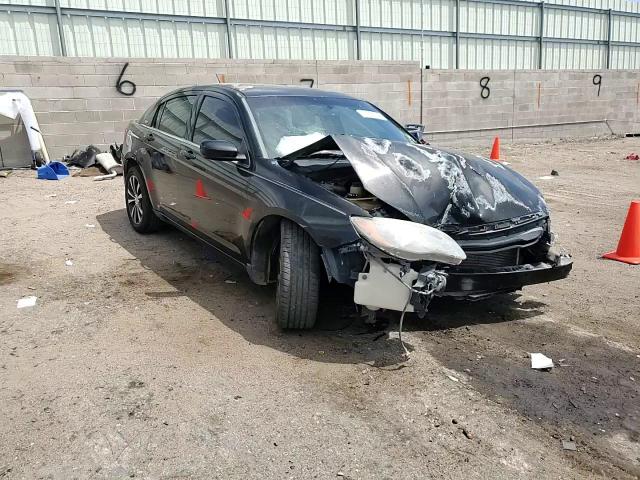 2014 Chrysler 200 Touring VIN: 1C3CCBBG2EN178453 Lot: 67234795