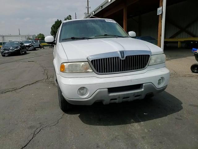 2001 Lincoln Navigator VIN: 5LMEU27R01LJ31190 Lot: 69784535
