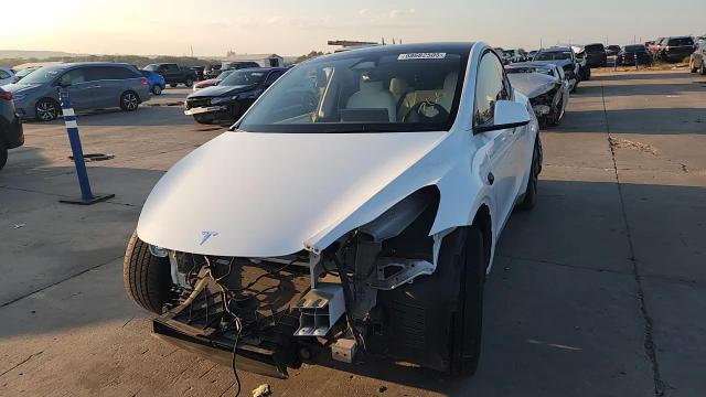 2023 Tesla Model Y VIN: 7SAYGAEEXPF925408 Lot: 68682505