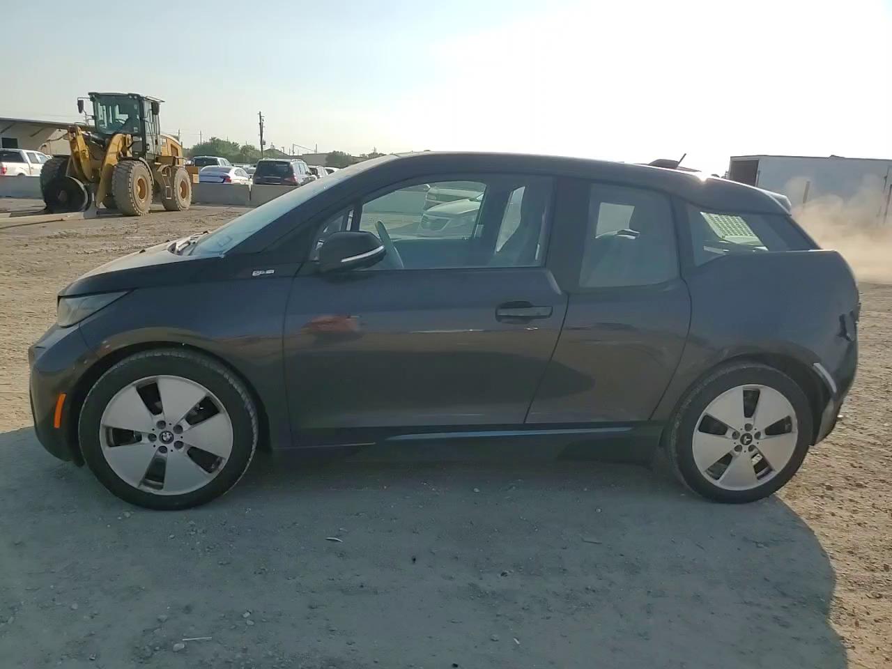 Фото: WBY1Z2C58FV555494