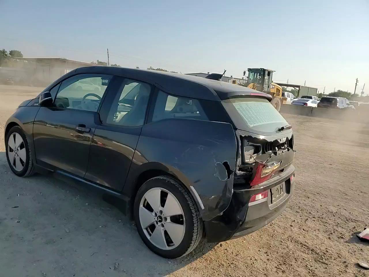 Фото: WBY1Z2C58FV555494