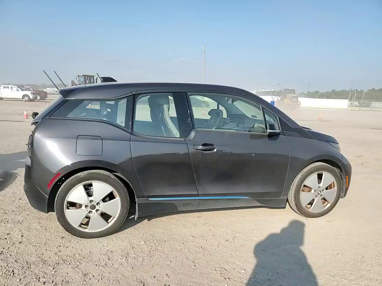 Фото: WBY1Z2C58FV555494