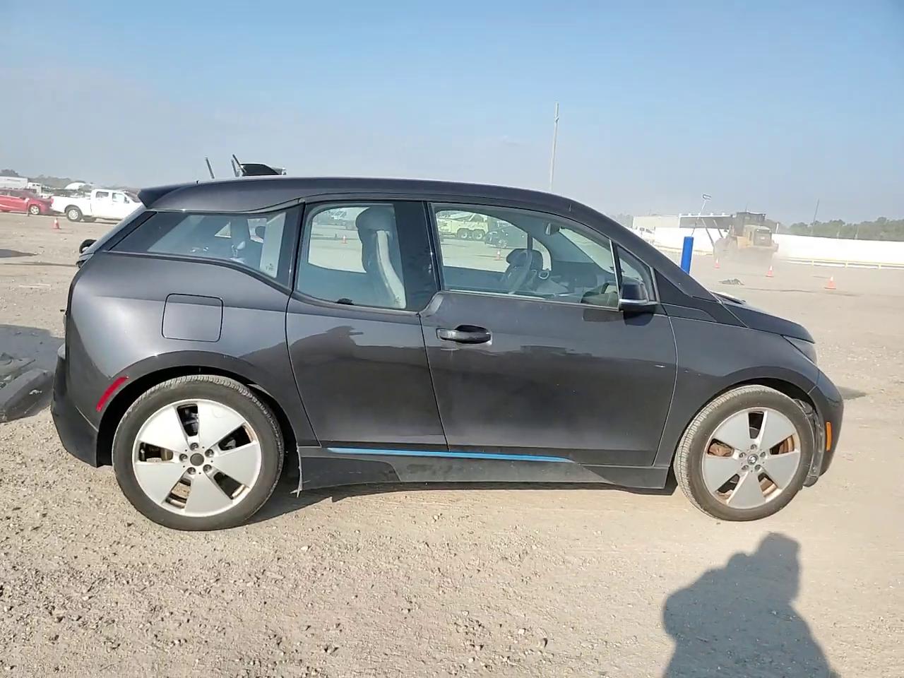 Фото: WBY1Z2C58FV555494