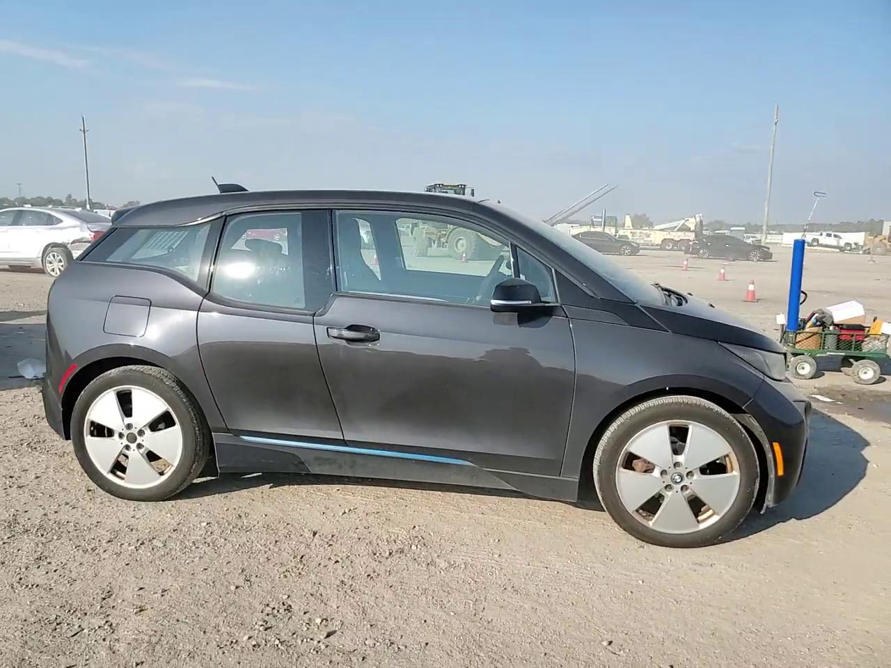 Фото: WBY1Z2C58FV555494