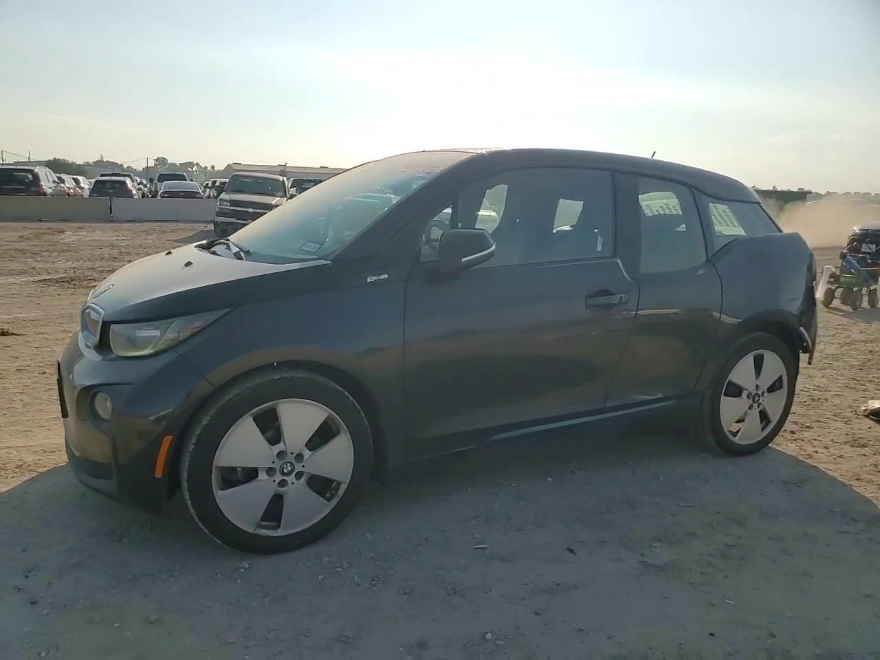 Фото: WBY1Z2C58FV555494