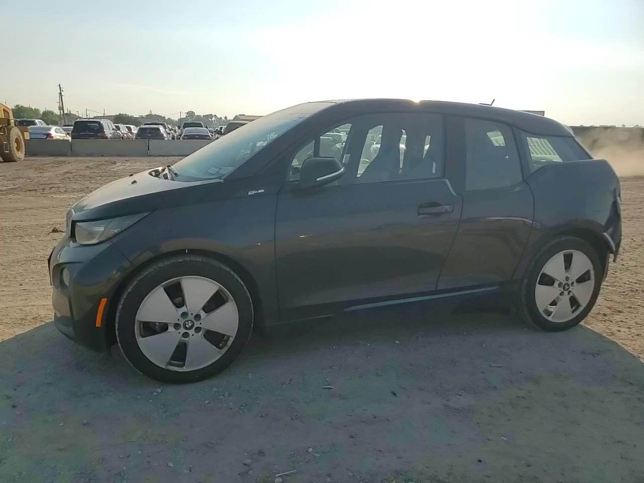 Фото: WBY1Z2C58FV555494