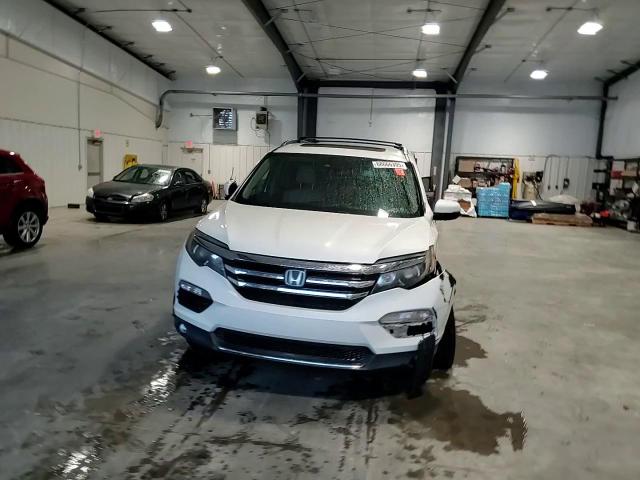 2017 Honda Pilot Touring VIN: 5FNYF5H95HB032358 Lot: 68666395
