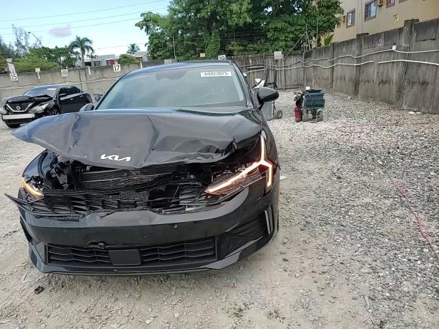 2025 Kia K5 Lxs VIN: KNAG24J70S5323611 Lot: 69423025