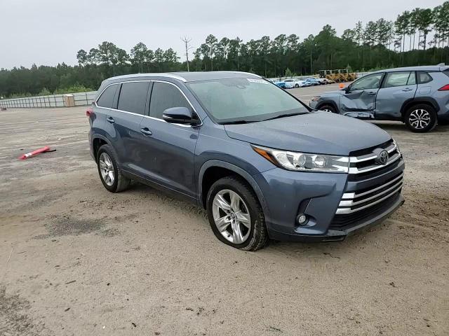 2019 Toyota Highlander Limited VIN: 5TDYZRFH0KS333843 Lot: 67468885