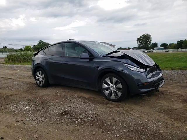 2022 Tesla Model Y VIN: 7SAYGDEE3NF423242 Lot: 69504595