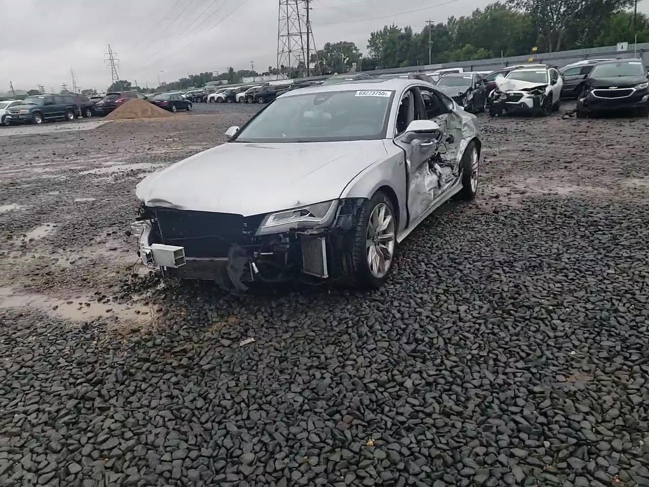 Фото: WAU2GBFC3FN003887