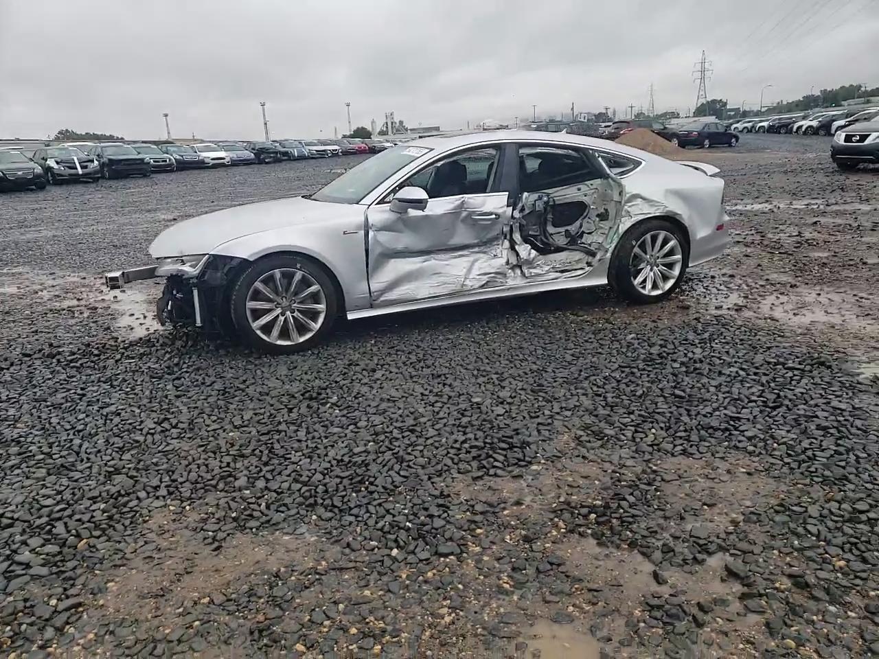 Фото: WAU2GBFC3FN003887