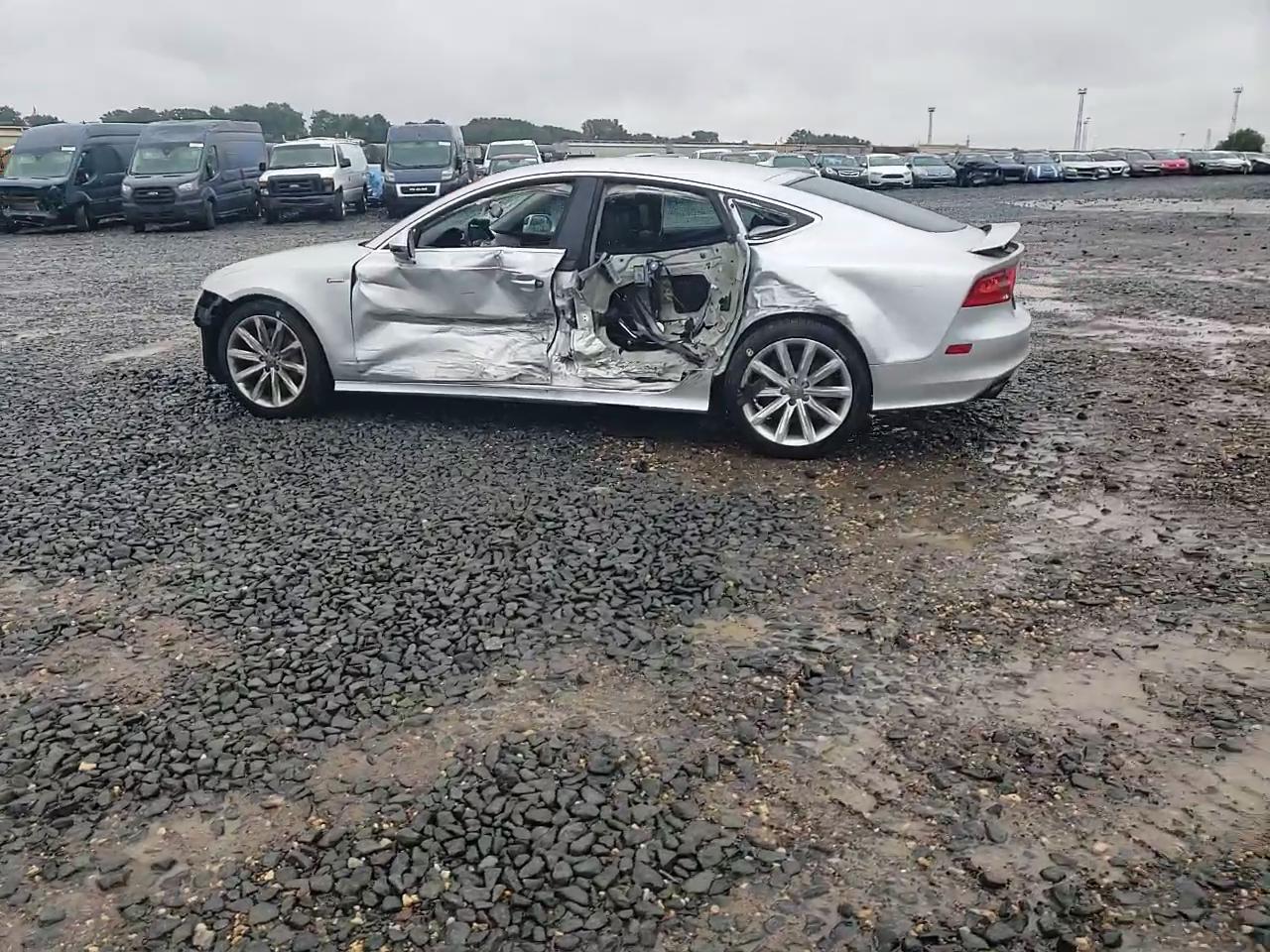 Фото: WAU2GBFC3FN003887