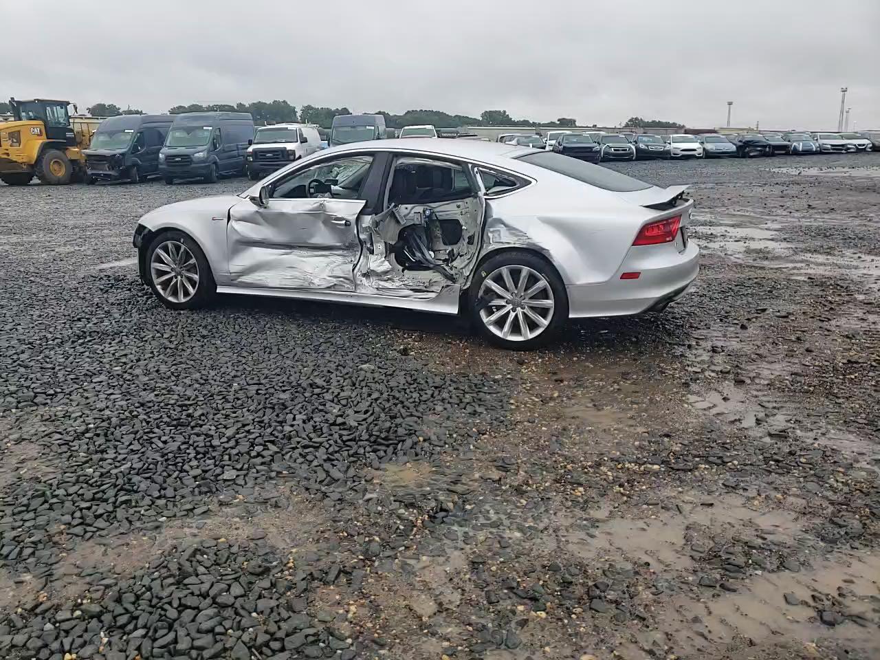 Фото: WAU2GBFC3FN003887