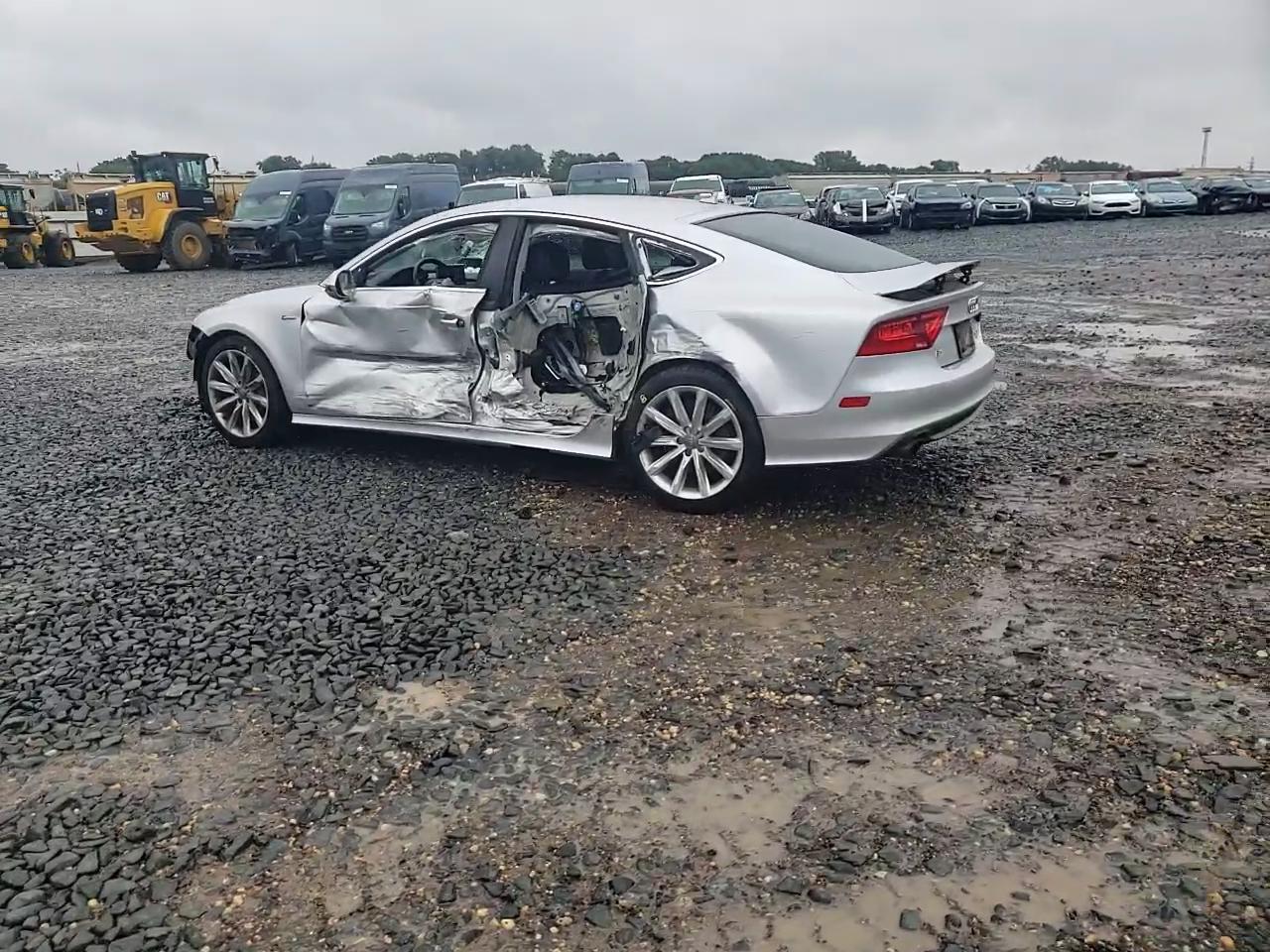 Фото: WAU2GBFC3FN003887