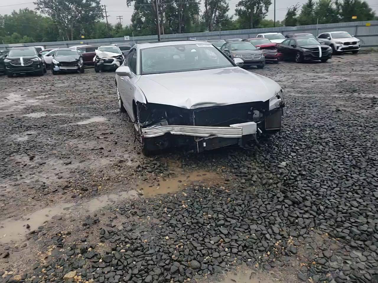 Фото: WAU2GBFC3FN003887