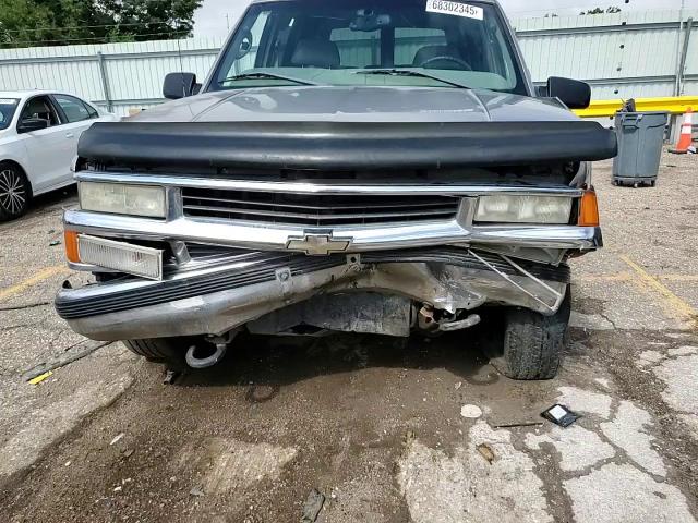 1998 Chevrolet Tahoe K1500 VIN: 1GNEK13R1WJ345984 Lot: 68302345