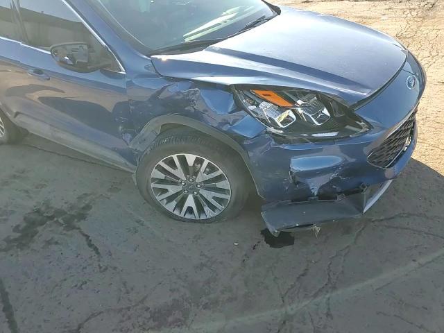 2022 Ford Escape Titanium VIN: 1FMCU9J94NUA23358 Lot: 70762945
