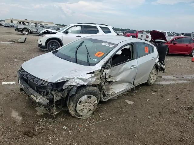 2018 Kia Forte Lx VIN: 3KPFL4A79JE263276 Lot: 70473625