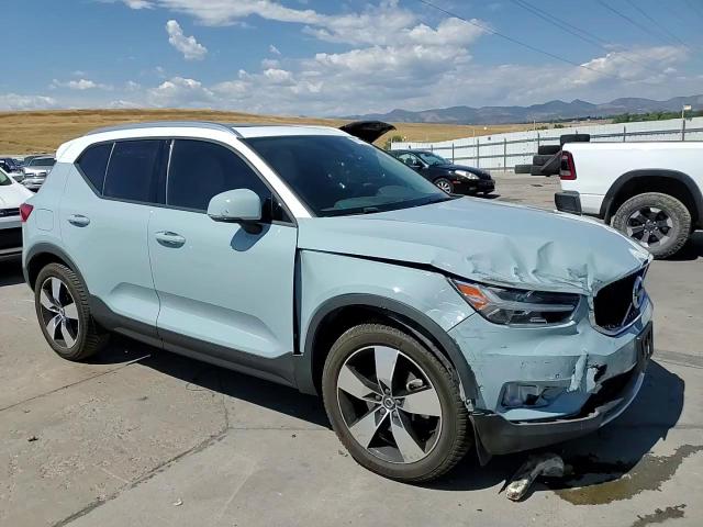 2019 Volvo Xc40 T5 Momentum VIN: YV4162UK8K2051180 Lot: 68670265