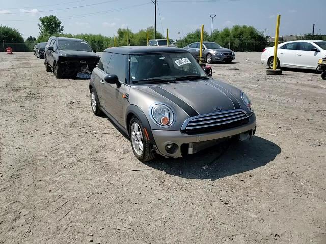 2013 Mini Cooper VIN: WMWSU3C50DT687326 Lot: 68917175