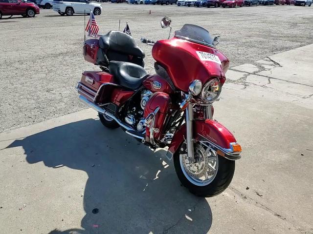 2008 Harley-Davidson Flhtcui VIN: 1HD1FC4198Y677678 Lot: 70142755