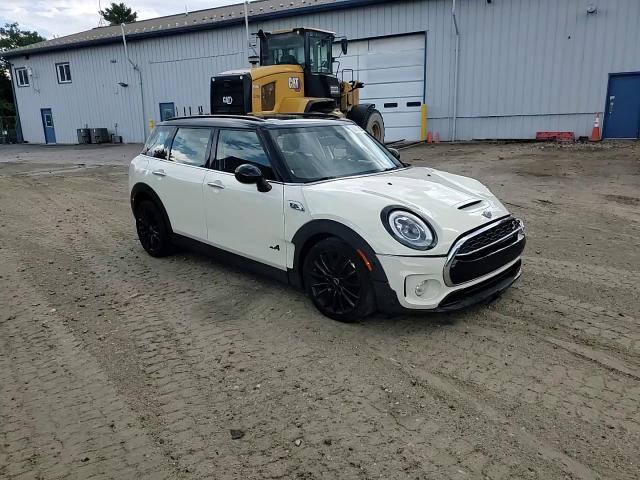 2018 Mini Cooper S Clubman All4 VIN: WMWLU5C58J2G03144 Lot: 68752305