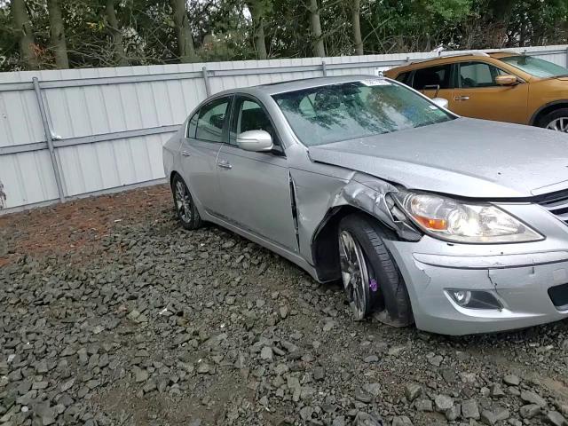 2011 Hyundai Genesis 4.6L VIN: KMHGC4DF7BU118596 Lot: 69617955