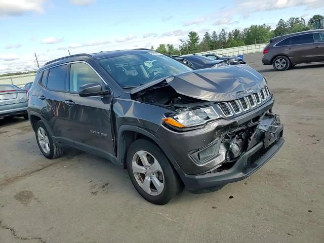 2019 Jeep Compass Latitude VIN: 3C4NJDBB5KT674790 Lot: 69568045