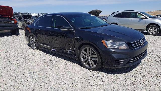 2017 Volkswagen Passat R-Line VIN: 1VWDT7A32HC079611 Lot: 68149595