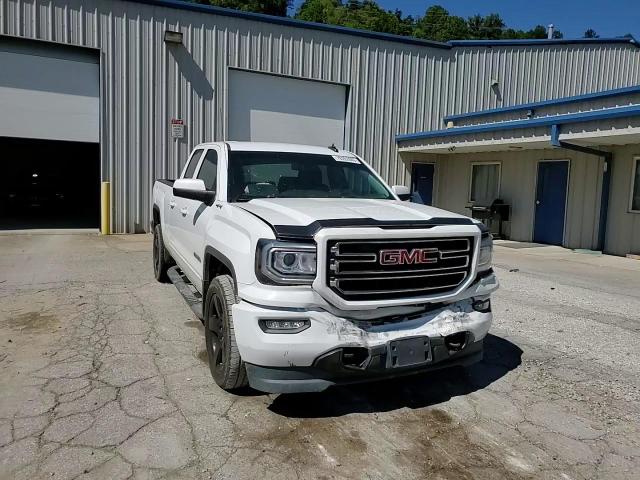 2017 GMC Sierra K1500 Sle VIN: 1GTV2MEC2HZ122599 Lot: 70262445