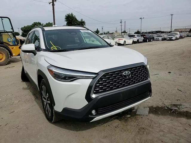 2024 Toyota Corolla Cross Xle VIN: 7MUDAAAG4RV102904 Lot: 70947265