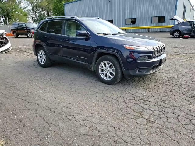 2016 Jeep Cherokee Latitude VIN: 1C4PJMCS5GW263236 Lot: 70124145