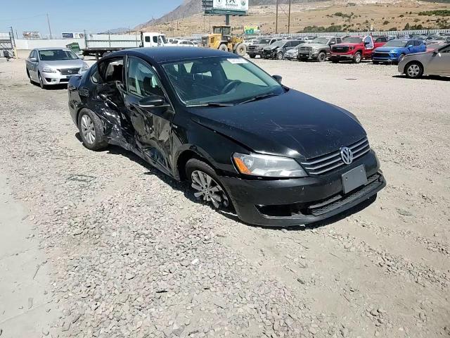 2013 Volkswagen Passat S VIN: 1VWAP7A31DC132512 Lot: 69600855