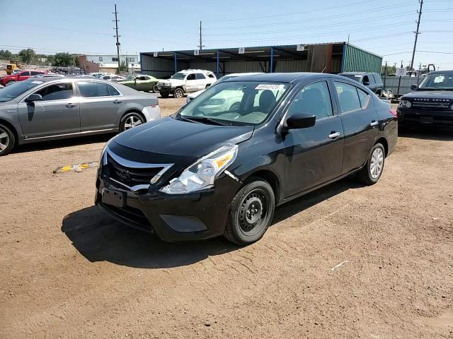 2018 Nissan Versa S VIN: 3N1CN7AP6JL813207 Lot: 69943125