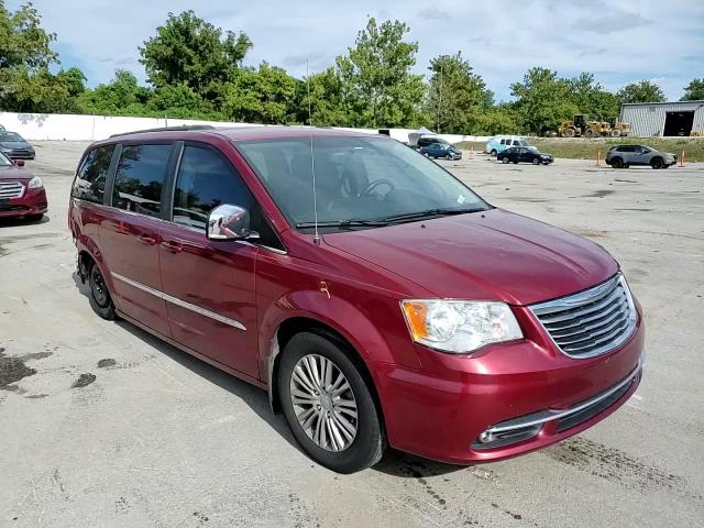 2015 Chrysler Town & Country Touring L VIN: 2C4RC1CGXFR657559 Lot: 70201955