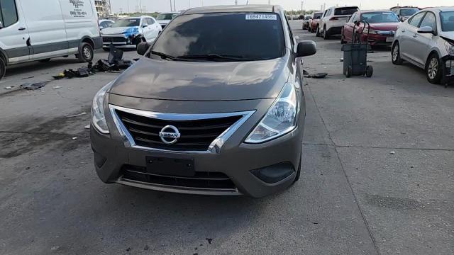 2015 Nissan Versa S VIN: 3N1CN7AP8FL912425 Lot: 69471455