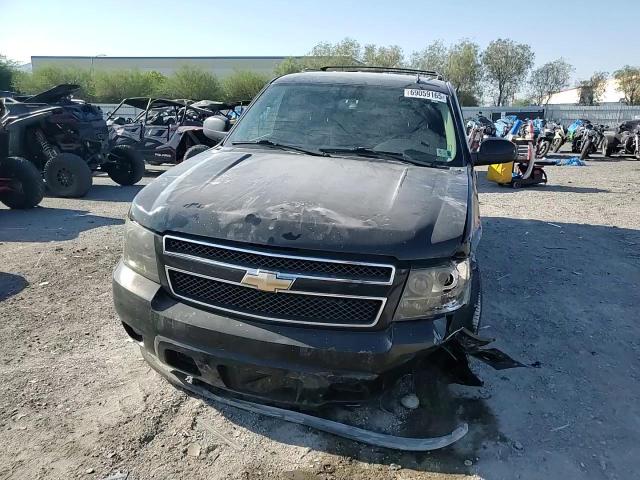2011 Chevrolet Suburban K1500 Lt VIN: 1GNSKJE3XBR385634 Lot: 80205155
