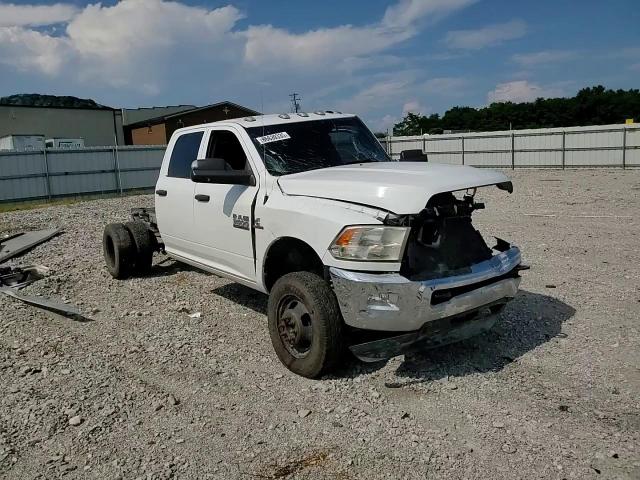 2018 Ram 3500 Tradesman Crew VIN: 3C7WRTCLXJG247694 Lot: 66639335