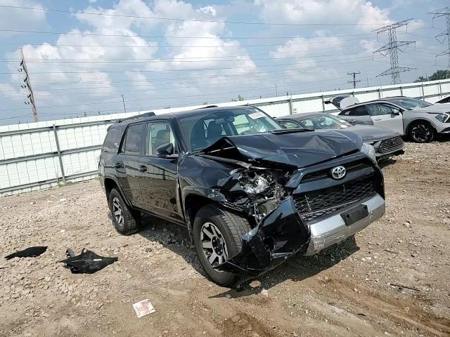 2019 Toyota 4Runner Sr5/Sr5 Premium VIN: JTEBU5JR8K5677385 Lot: 67549665