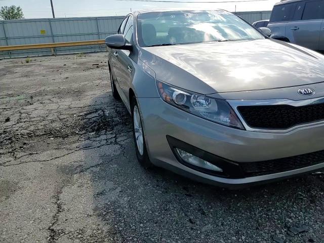 2013 Kia Optima Lx VIN: 5XXGM4A7XDG093328 Lot: 70602945
