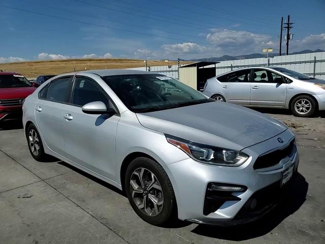 2019 Kia Forte Fe VIN: 3KPF24AD0KE102177 Lot: 68722555